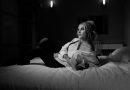 Τίνα Μελά: Εντυπωσιάζει με το νέο της single «Ότι σε πονάει»